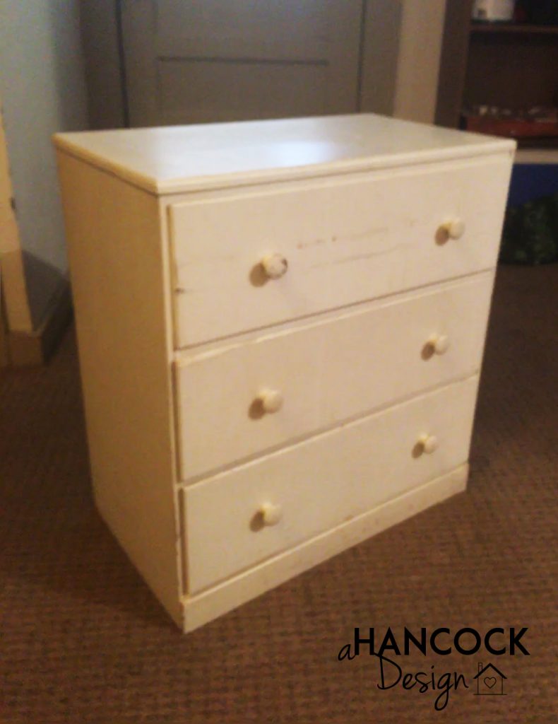 Small Dresser Repainting Makeover